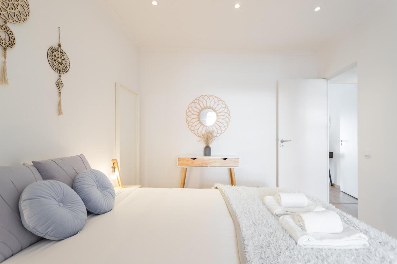 Rato Cozy 3br W/balcony - By Lu Holidays Lisbon