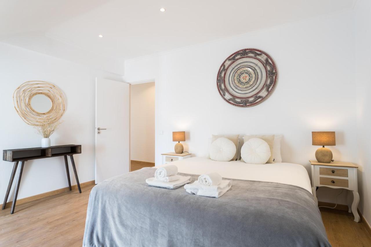 Rato Cozy 3br W/balcony - By Lu Holidays Lisbon